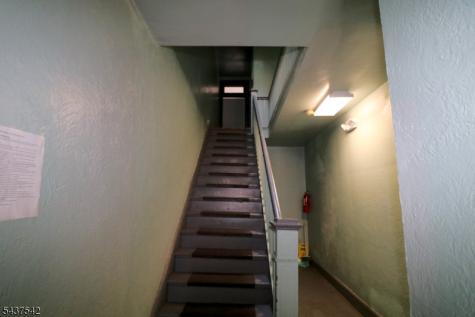 160 New York Avenue Newark NJ 07105
