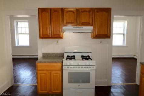 160 New York Avenue Newark NJ 07105