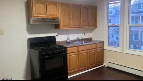517 E.18TH Street Paterson NJ 07514