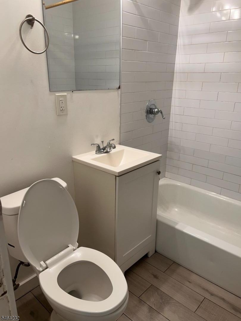 1006 Summit Avenue Jersey City NJ 07307