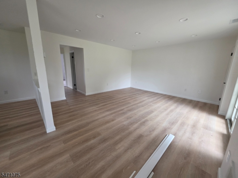 245 Nuthatch Court Readington NJ 08887