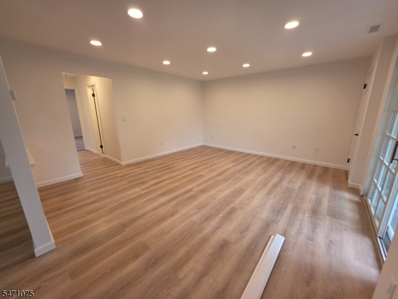 245 Nuthatch Court Readington NJ 08887