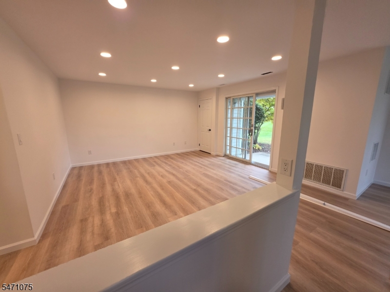 245 Nuthatch Court Readington NJ 08887