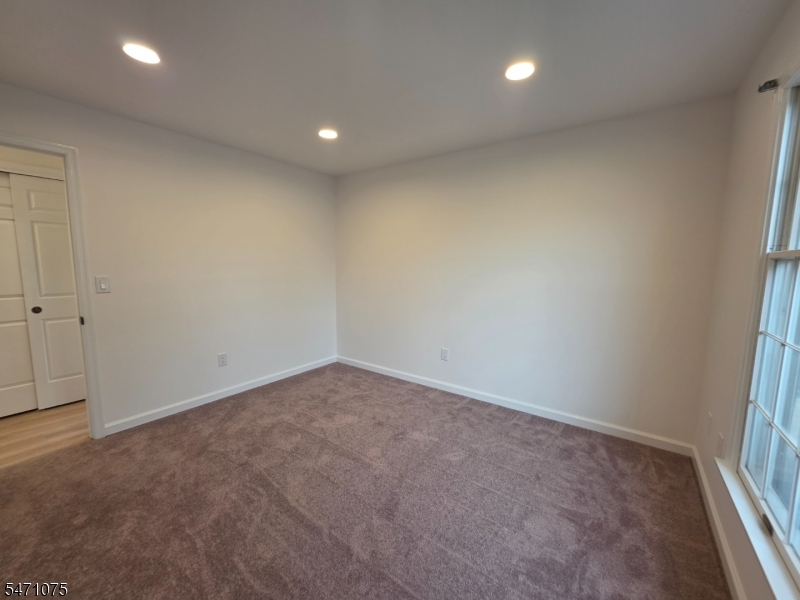 245 Nuthatch Court Readington NJ 08887