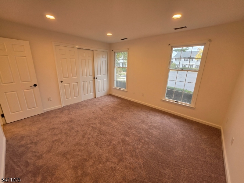 245 Nuthatch Court Readington NJ 08887