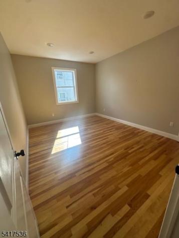 474 10TH Avenue Paterson NJ 07514