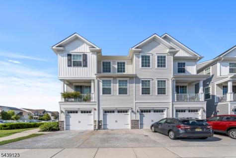19 Tippet Street Hillsborough NJ 08844