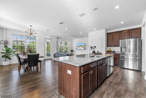 19 Tippet Street Hillsborough NJ 08844