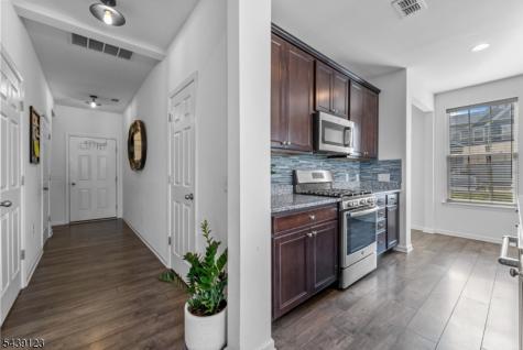 19 Tippet Street Hillsborough NJ 08844