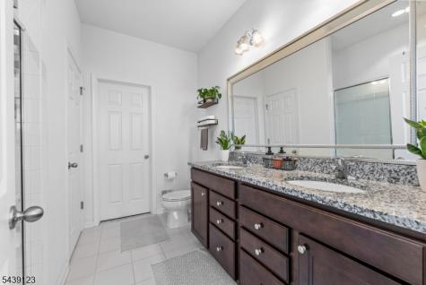 19 Tippet Street Hillsborough NJ 08844