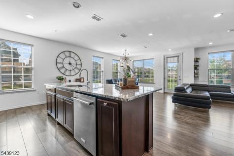 19 Tippet Street Hillsborough NJ 08844