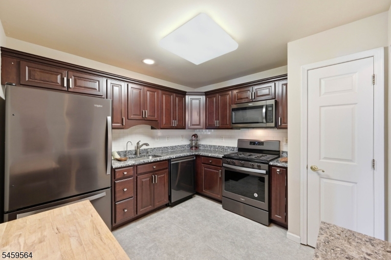 347 Winthrop Drive Nutley NJ 07110