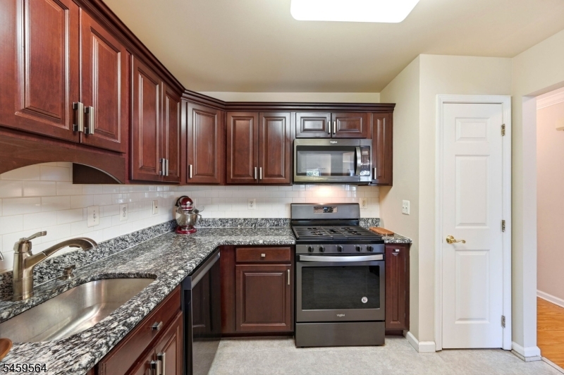 347 Winthrop Drive Nutley NJ 07110