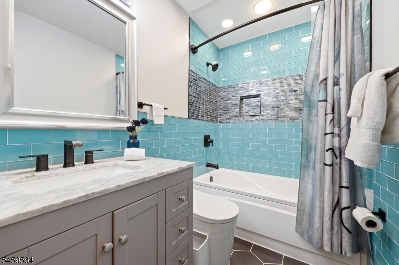 347 Winthrop Drive Nutley NJ 07110