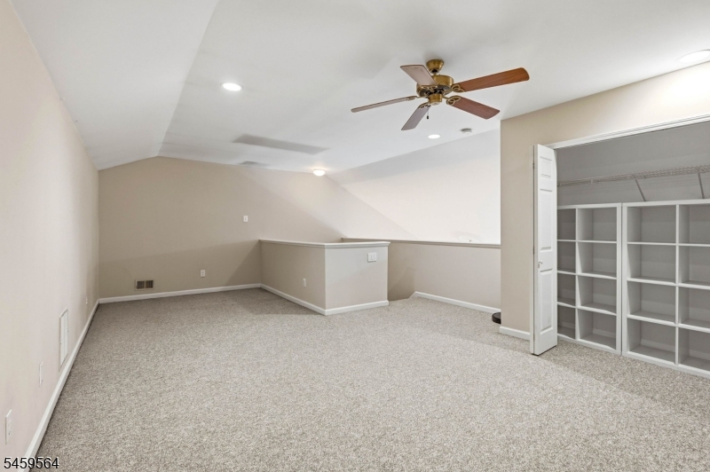 347 Winthrop Drive Nutley NJ 07110