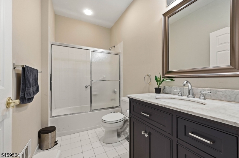 347 Winthrop Drive Nutley NJ 07110