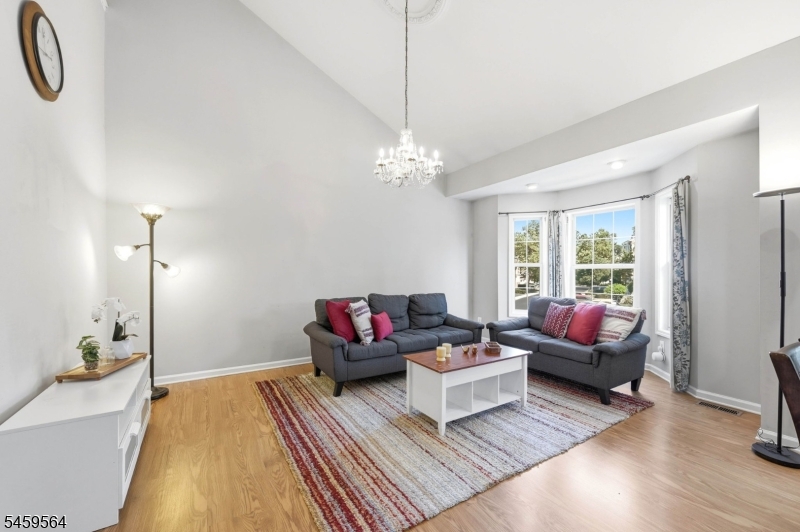 347 Winthrop Drive Nutley NJ 07110