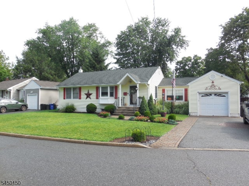 65 Fernwood Crescent Riverdale NJ 07457