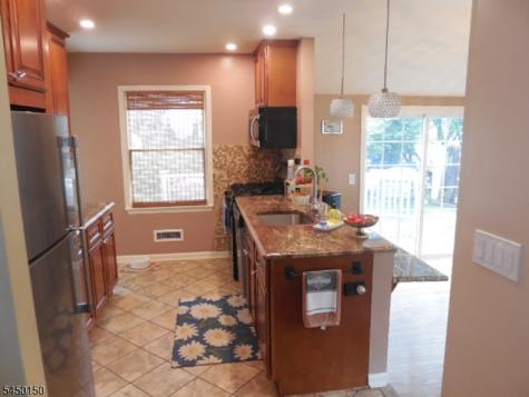 65 Fernwood Crescent Riverdale NJ 07457