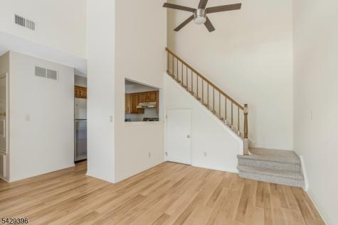 44 Spruce Court Bedminster NJ 07921
