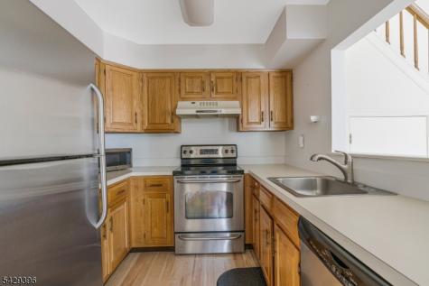 44 Spruce Court Bedminster NJ 07921