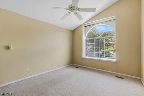 44 Spruce Court Bedminster NJ 07921