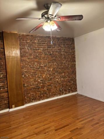 42 Myrtle Avenue Newark NJ 07107