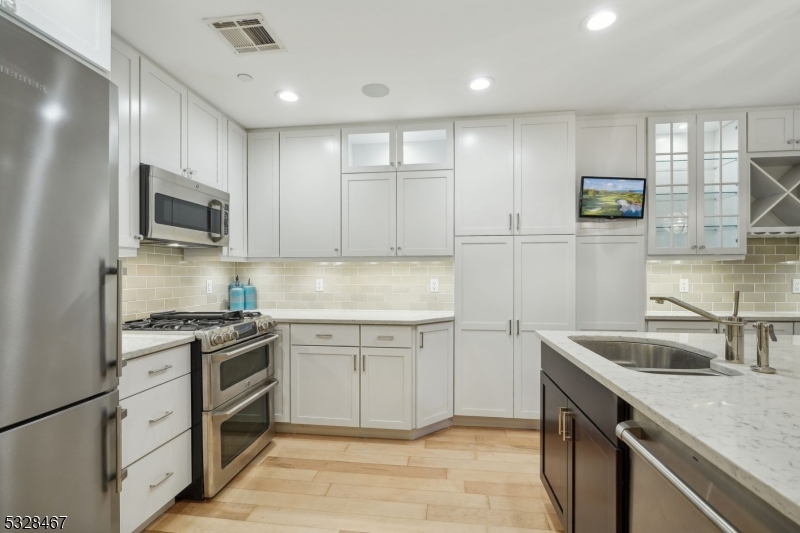48 S Park Street Montclair NJ 07042