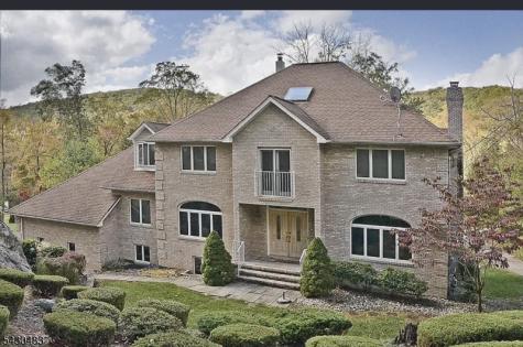 77 Taylortown Road Montville NJ 07045