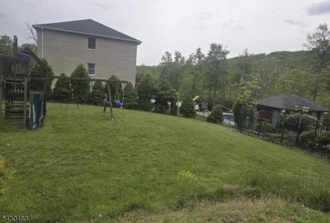 77 Taylortown Road Montville NJ 07045