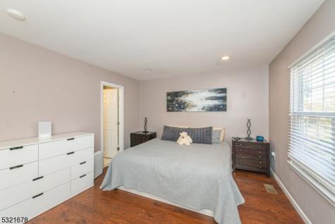 205 Gettysburg Way Lincoln Park NJ 07035