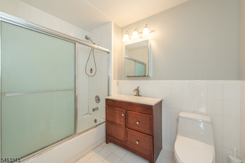 3 Jennifer Drive East Hanover NJ 07936