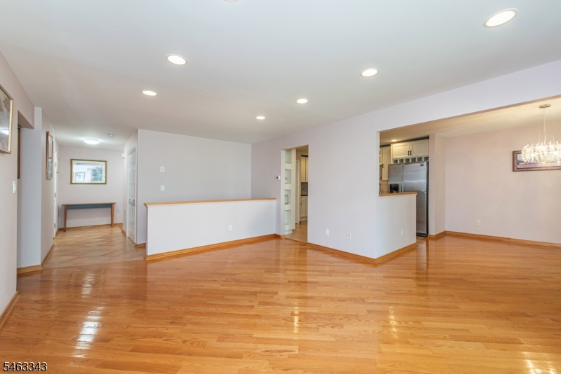 3 Jennifer Drive East Hanover NJ 07936