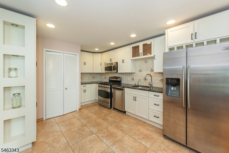 3 Jennifer Drive East Hanover NJ 07936