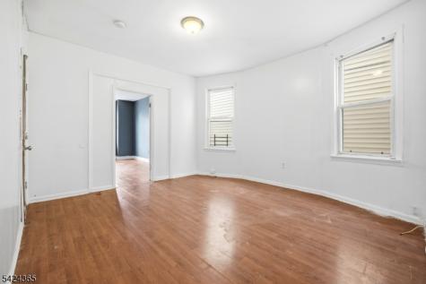 375 6TH Avenue Newark NJ 07107
