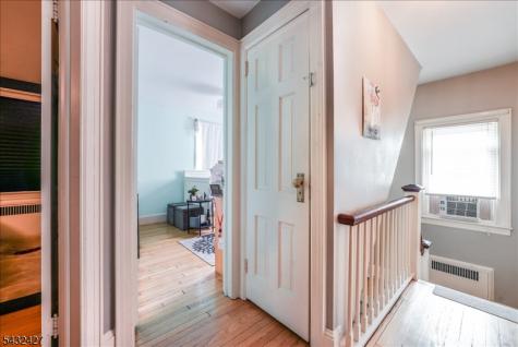 32 Whittier Terrace Bloomfield NJ 07003