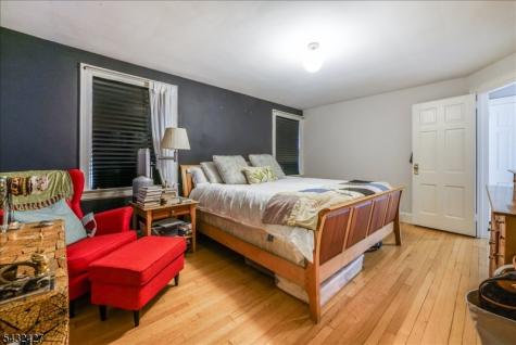 32 Whittier Terrace Bloomfield NJ 07003