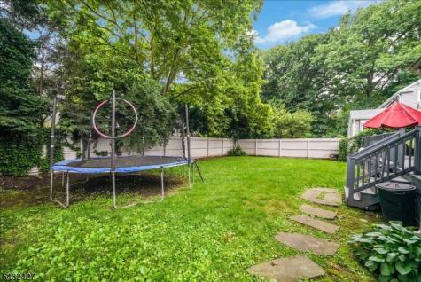 32 Whittier Terrace Bloomfield NJ 07003