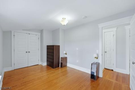 16 Munn Street Montclair NJ 07042