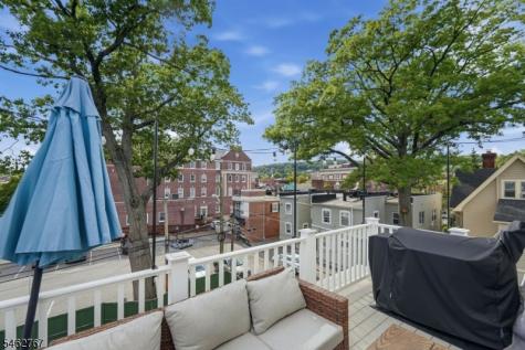 16 Munn Street Montclair NJ 07042