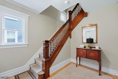 16 Munn Street Montclair NJ 07042