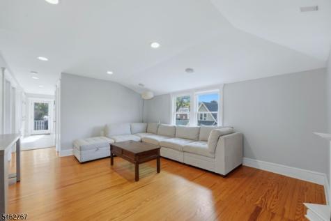 16 Munn Street Montclair NJ 07042