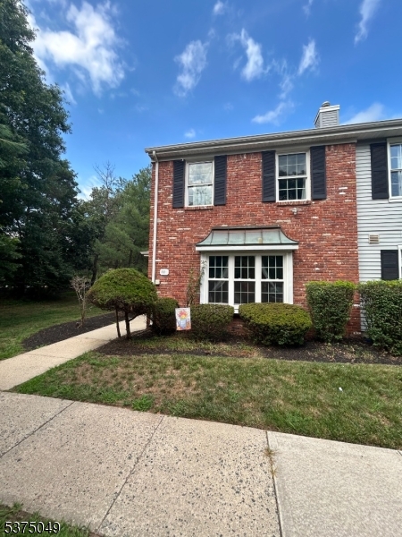 448 Saint Giles Court Franklin NJ 08873
