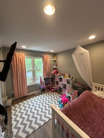 448 Saint Giles Court Franklin NJ 08873