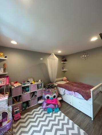 448 Saint Giles Court Franklin NJ 08873