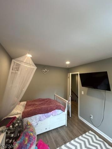 448 Saint Giles Court Franklin NJ 08873