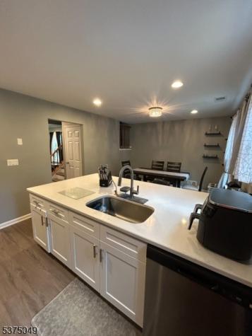 448 Saint Giles Court Franklin NJ 08873