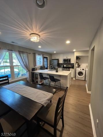 448 Saint Giles Court Franklin NJ 08873
