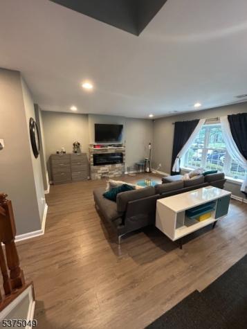 448 Saint Giles Court Franklin NJ 08873