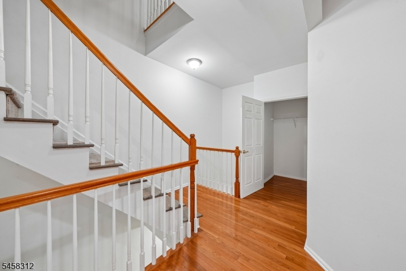 611 Binghampton Lane Livingston NJ 07039